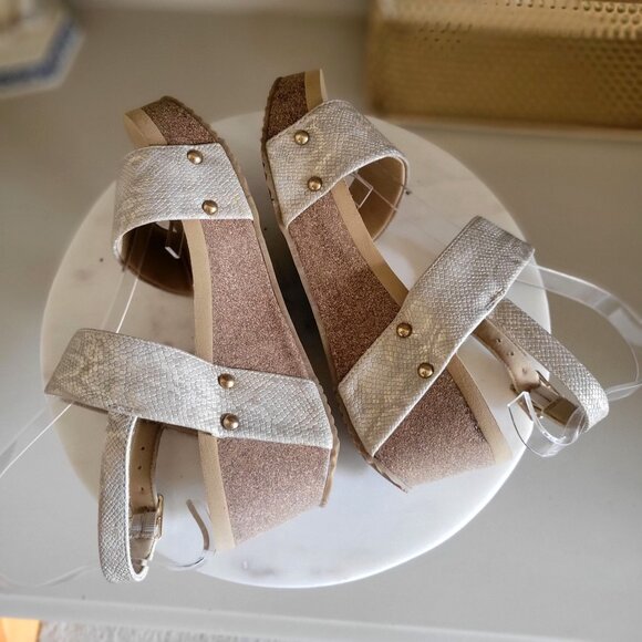 Volatile Wedges Metallic Platform Sandals US SZ 6 - Picture 5 of 8